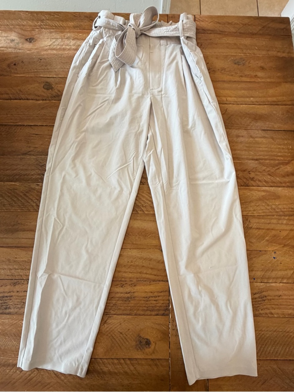 Athleta Light Beige Paperbag Waist Chinos with Tie Belt